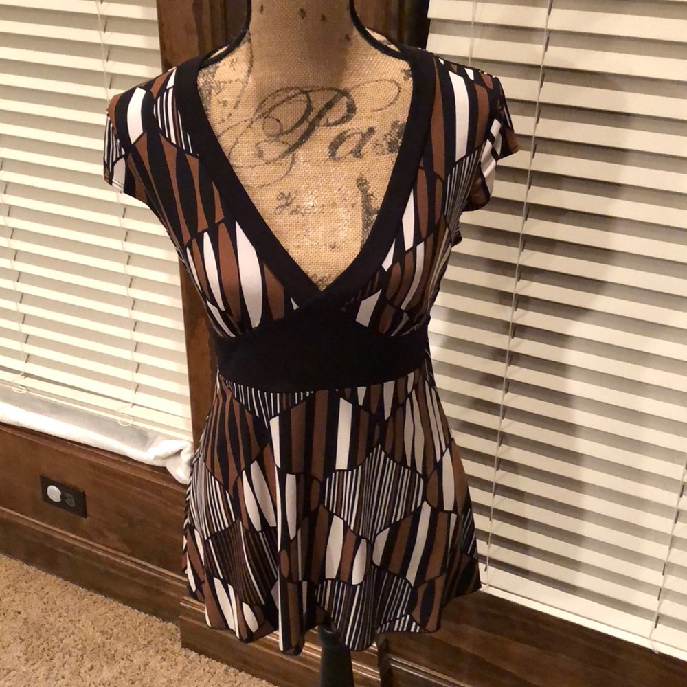 A Byer short sleeve Blouse Size Large